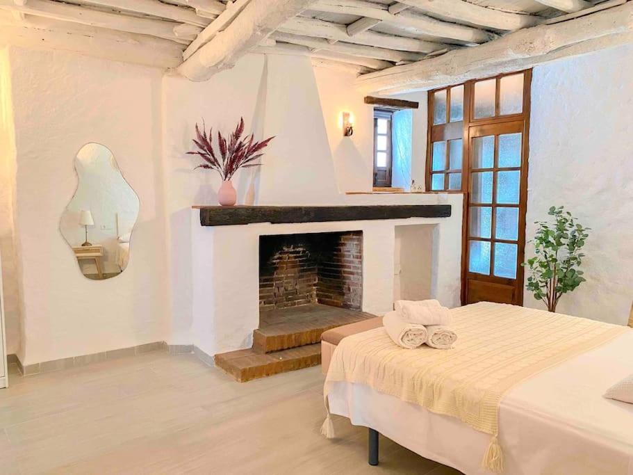 La Palmera. Casa Rural Con Piscina Privada. Бенадалид Экстерьер фото