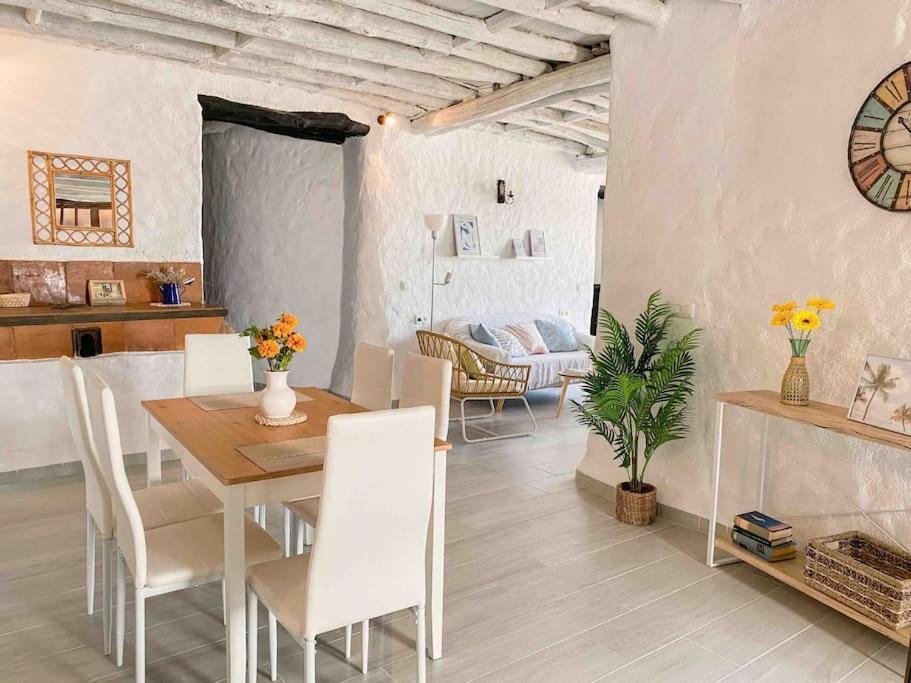 La Palmera. Casa Rural Con Piscina Privada. Бенадалид Экстерьер фото